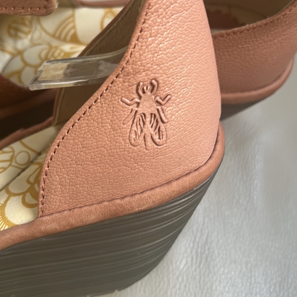 Fly London Yak Cupi mouse Rose Sandals sz 41 - Picture 9 of 11